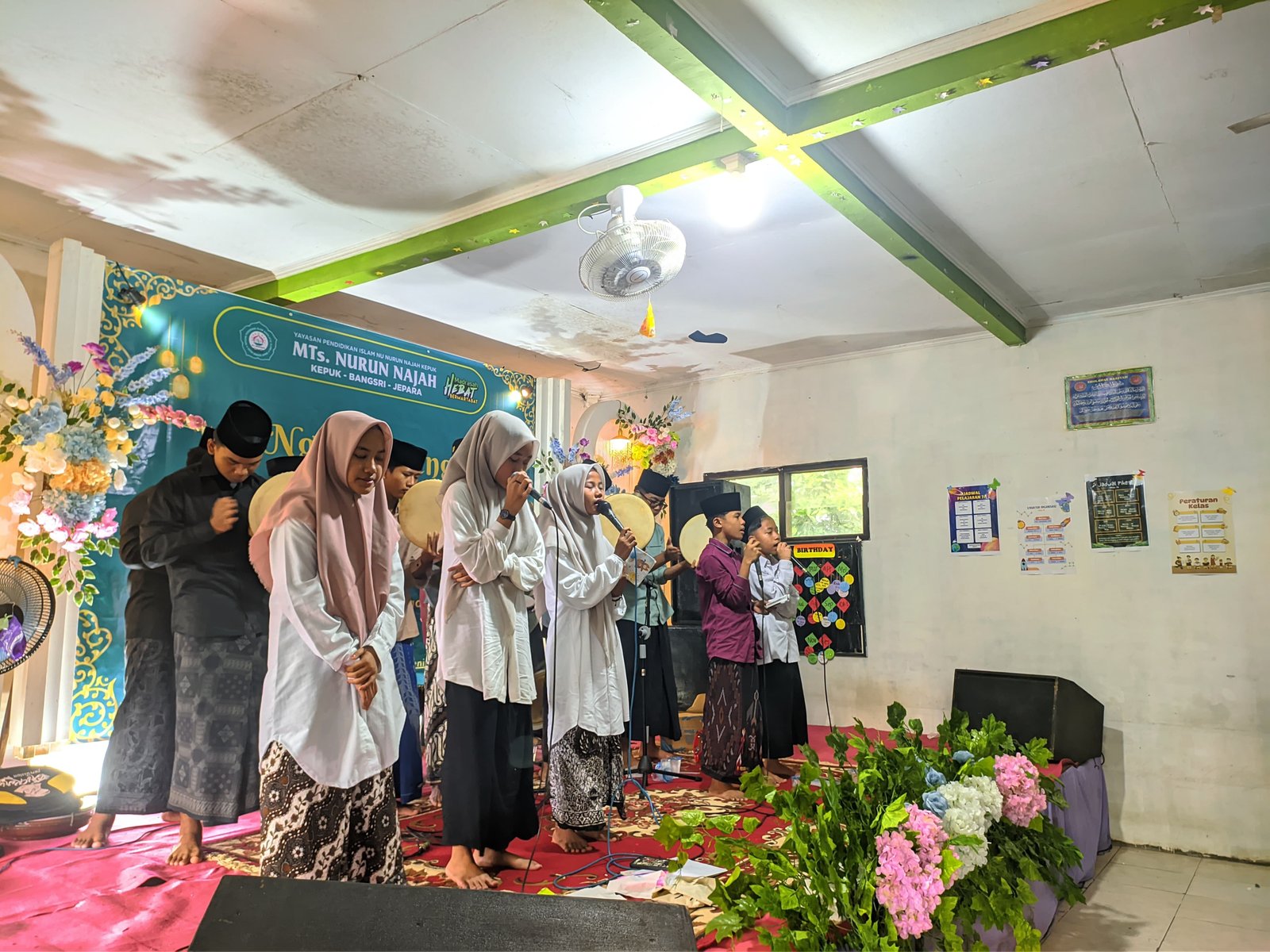 Penuh Khidmat, MTs Nurun Najah Kepuk Peringati Isra’ Mi’raj Nabi Muhammad SAW 1447 H